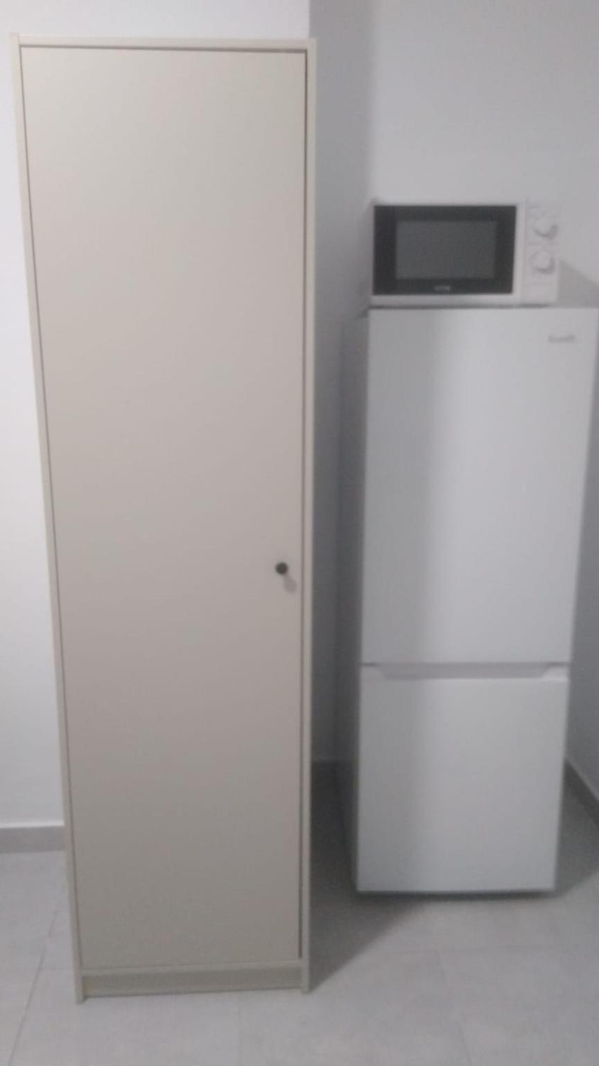Estudio Encantador Cerca Del Carrefour Rosaleda 1 Малага Экстерьер фото